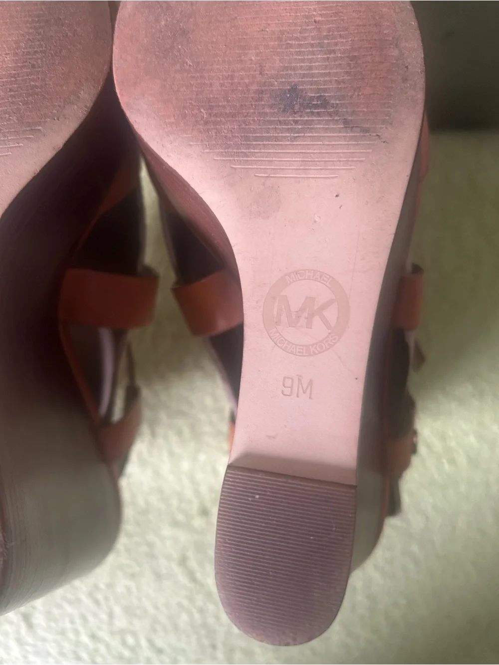 Like New Michael Kors Tan Leather Platform Wedge Sandals Sz 9